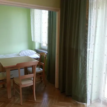 Apartament Familia Apartment *
